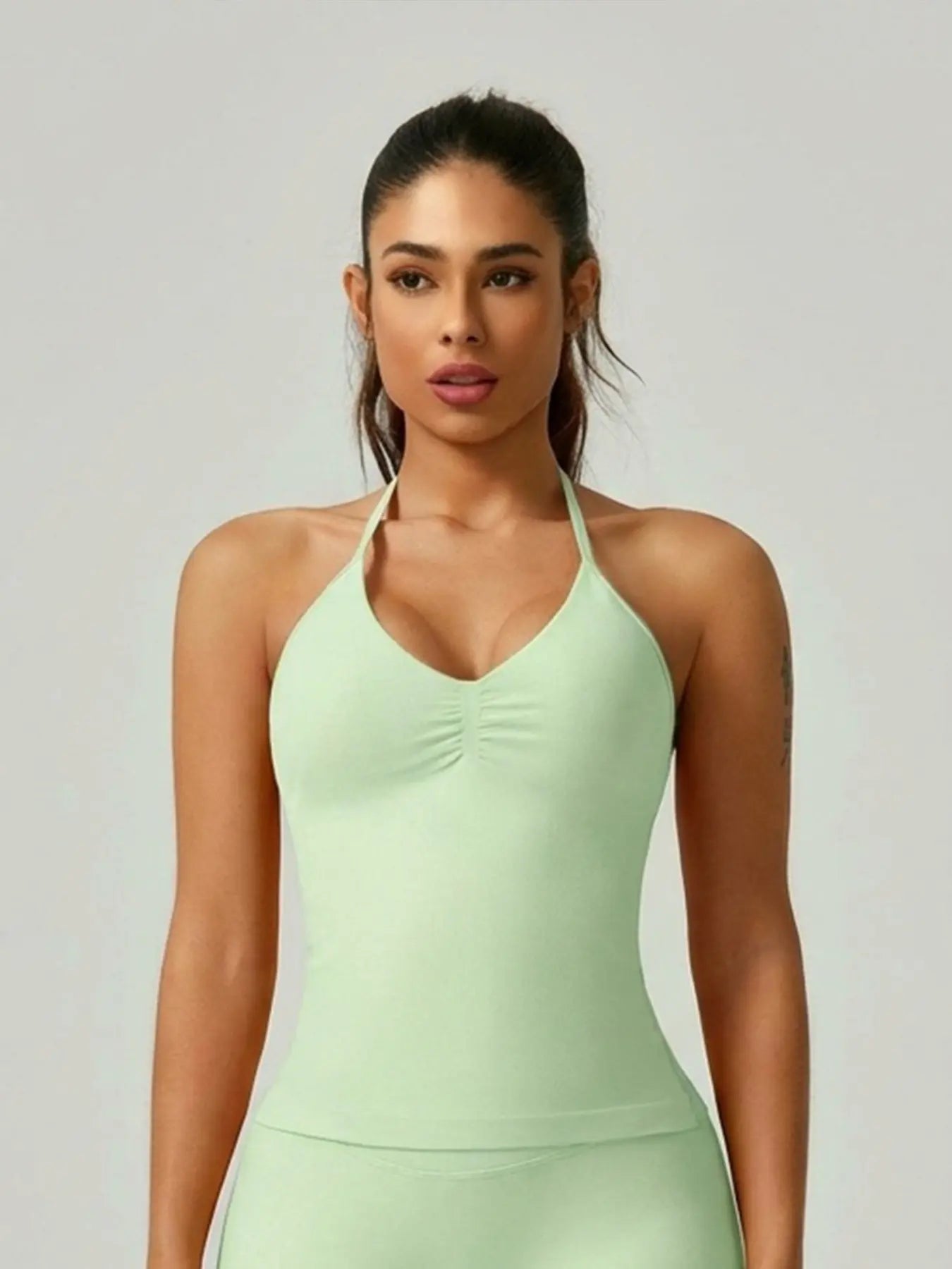 Women'S Solid Color Ruched Halter Neck Sports Vest, Breathable Comfortable Backless Sports Tank Top, Fashion Gym Top for Gym Workout, Ladies Sportswear for Indoor Outdoor Wear, Breathable Workout Tops